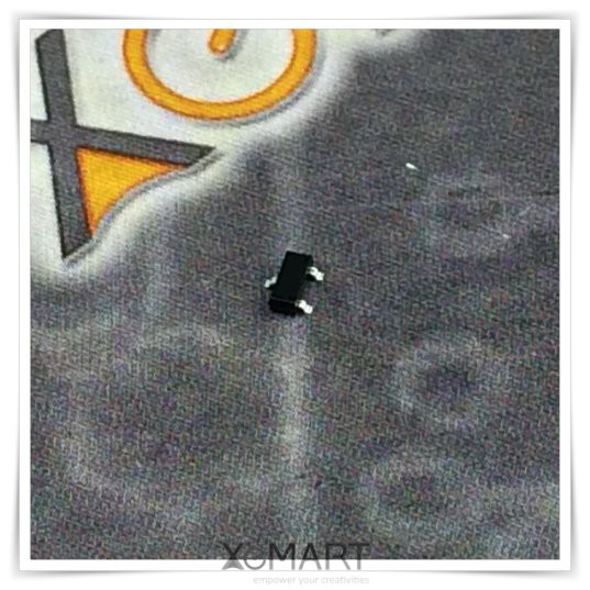 Jual S8050 Transistor NPN 40V 1.5A Marking J3Y 8050 SMD SOT233 JC