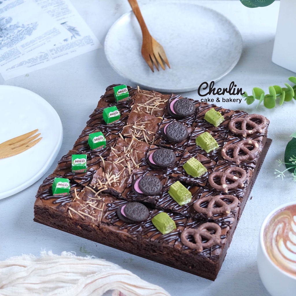 Jual PREMIUM FUDGY BROWNIES JAJANAN SEMARANG Shopee Indonesia