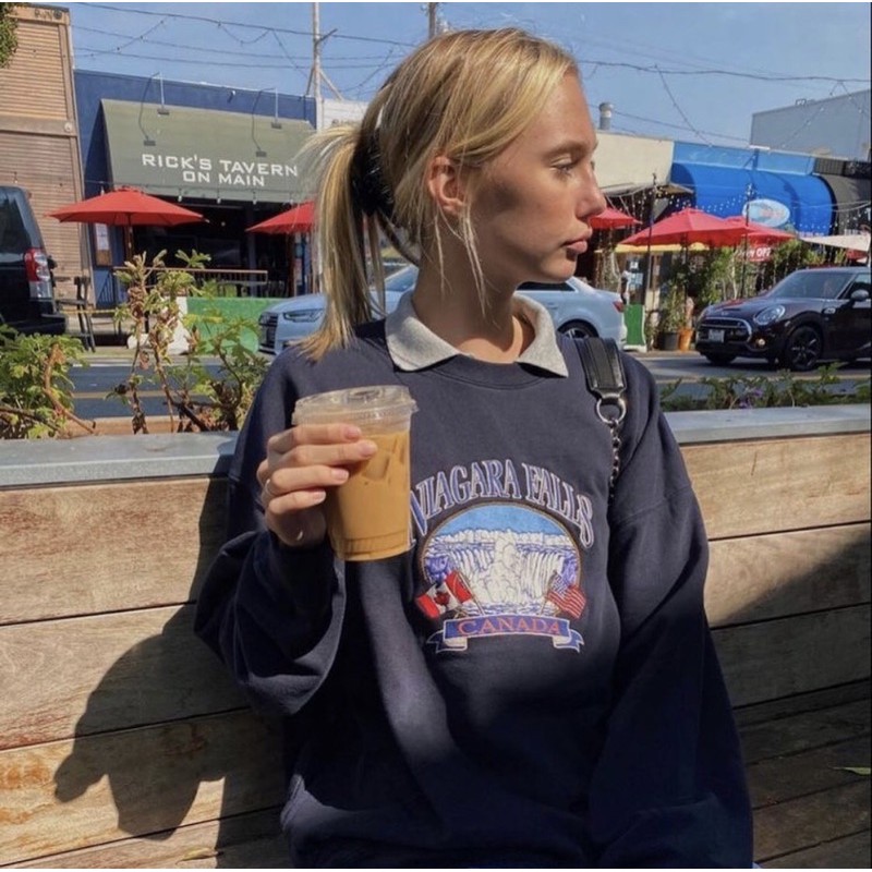 Jual Niagara falls sweater// brandy melville sweater/brandy melville dupe Shopee Indonesia