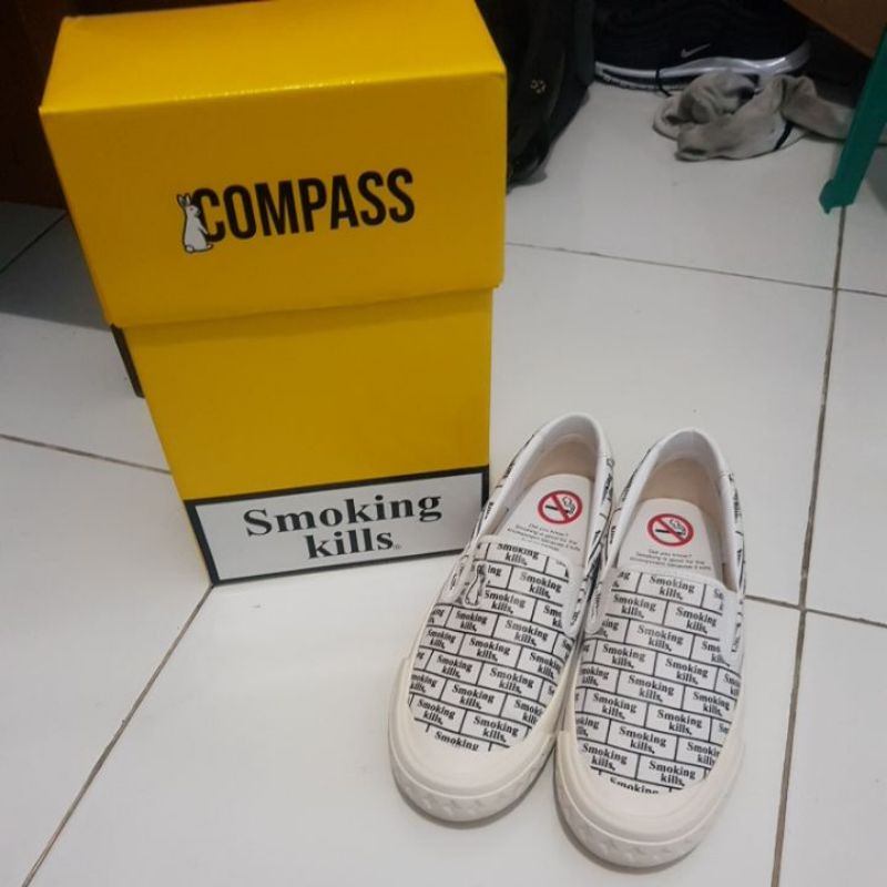 Jual Sepatu Compass x FR2 Slip On Smoking Kills Shopee Indonesia