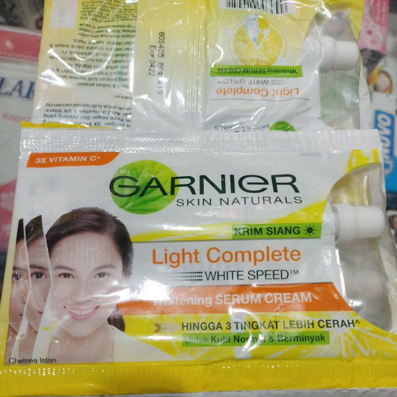 Jual Garnier light complete /cream siang Shopee Indonesia