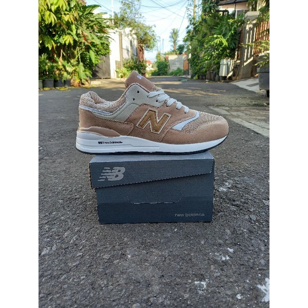 Jual NEW BALANCE 997 KHAKI Shopee Indonesia