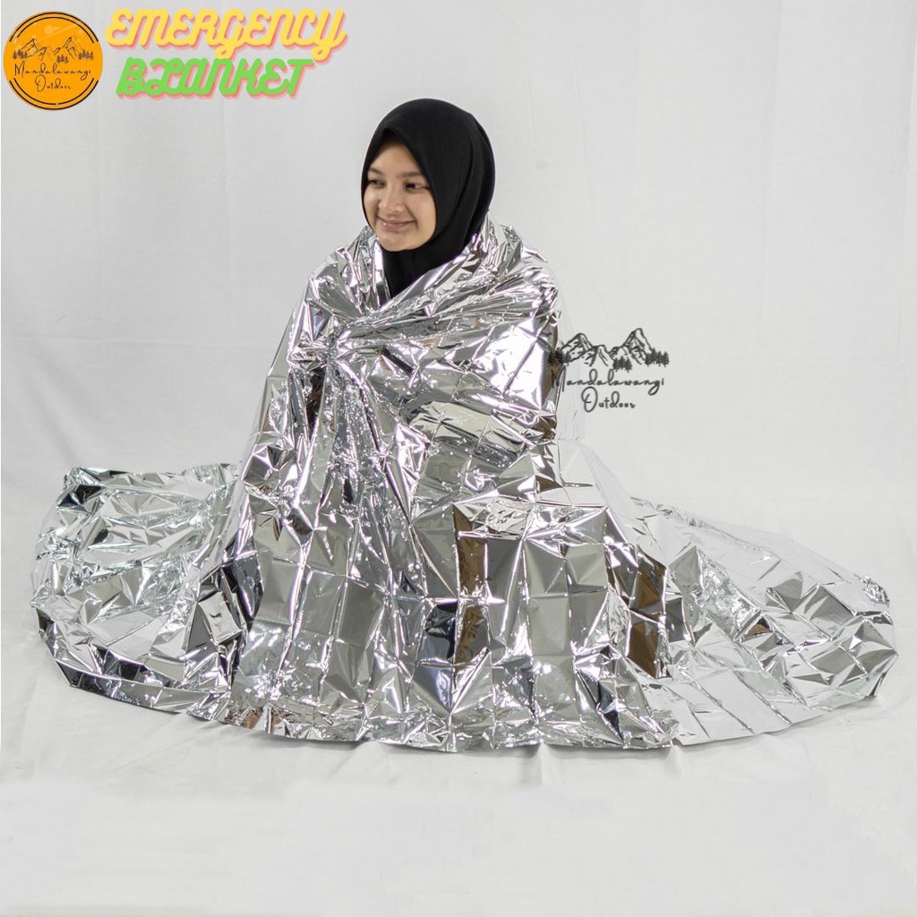 Jual THERMAL ALUMINIUM BLANKET 160 X 210 CM EMERGENCY BLANKET ALUMINIUM FOIL THERMAL BLANKET P3K
