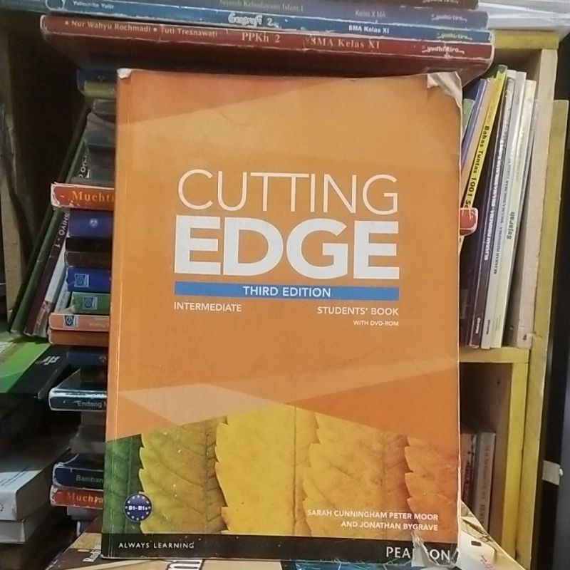 Jual buku cutting edge third edition Shopee Indonesia