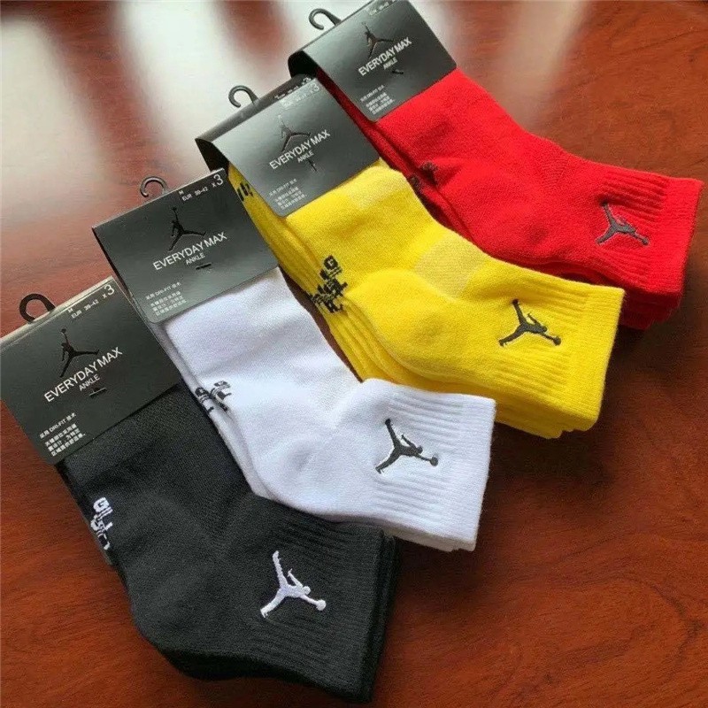 New Jordan socks, men's and women's midtube trendy socks, thicksoled