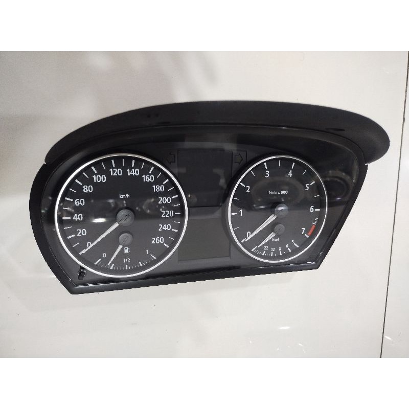 BMW E90 E92 instrument cluster meter 320i VDO Shopee Malaysia