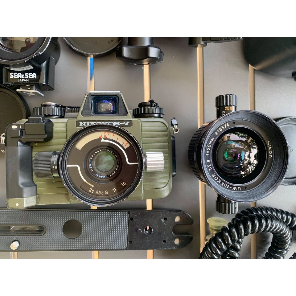 Nikonos V Underwater Film Camera FULL Set for Underwater Photography