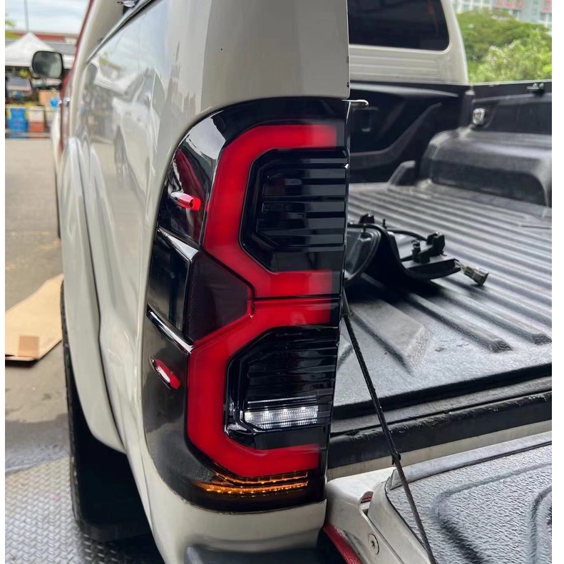 Newest Hilux Vigo Tail lights 2022 Revo Shape Tail lamp for Hilux vigo