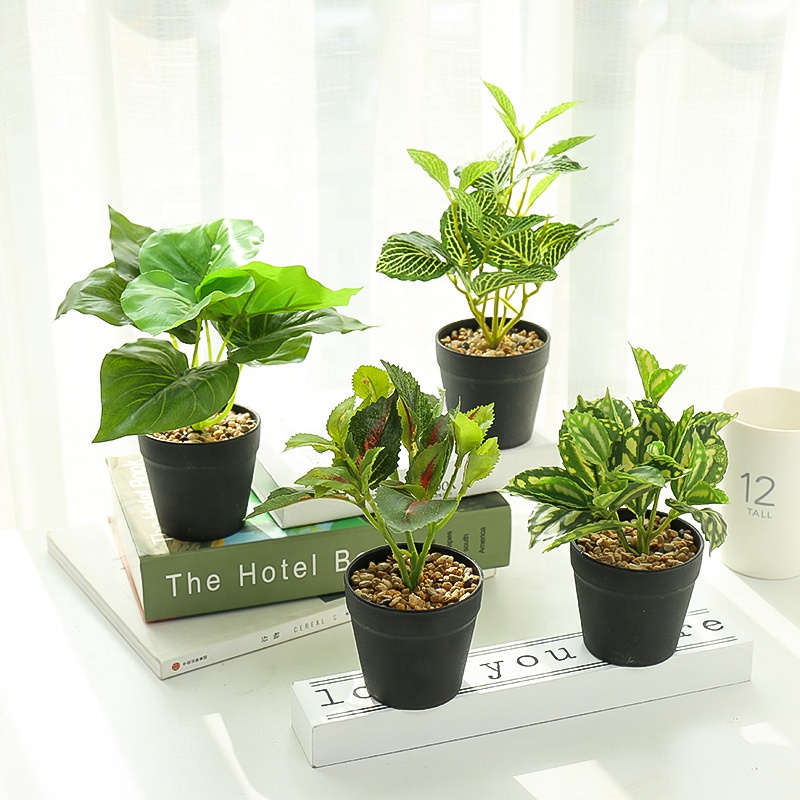 Artificial Pot Potted Green Plant Home Office Decor / Mini Bonsai Fake