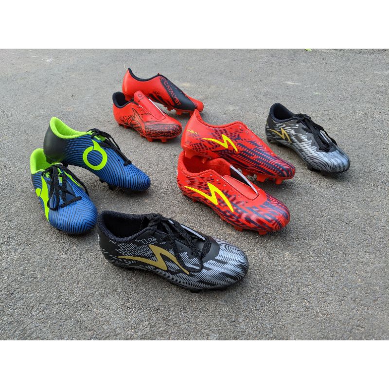 Small Children's Soccer Shoes Size 33 34 35 36 37 Elementary School
