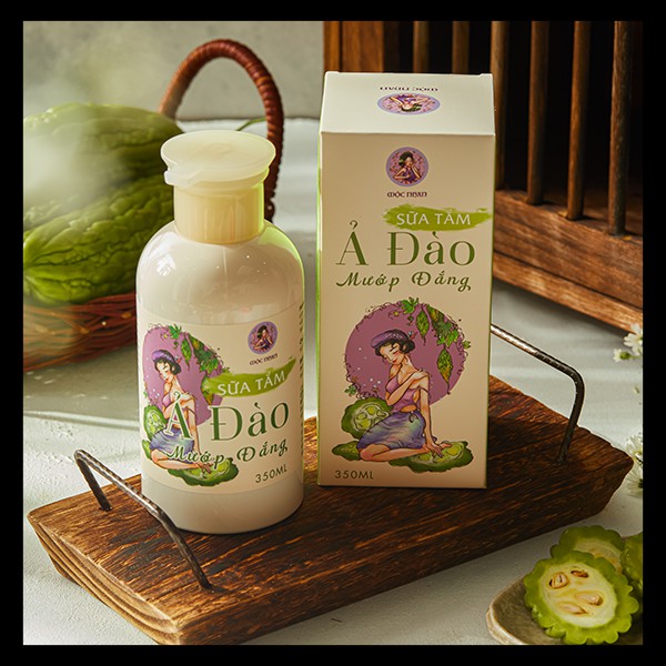 Bitter Melon Shower Gel Reduces Rash, Boils, Genuine handmade Moc NHAN