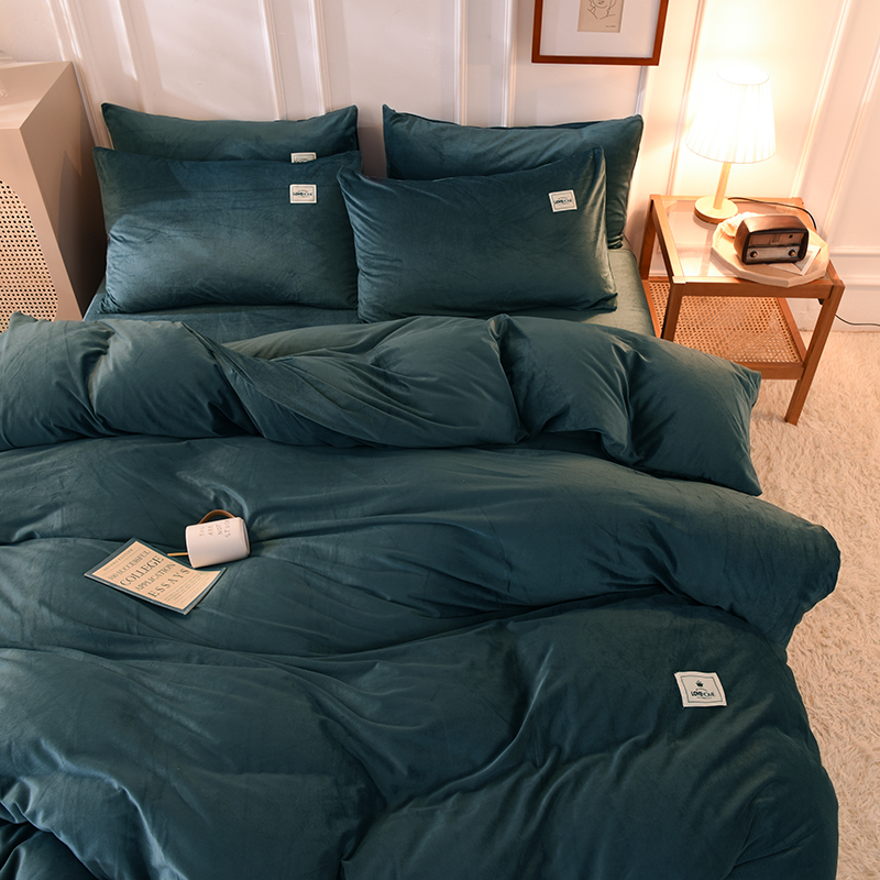 Winter bed fourpiece coral velvet flannel Crystal velvet hotel high