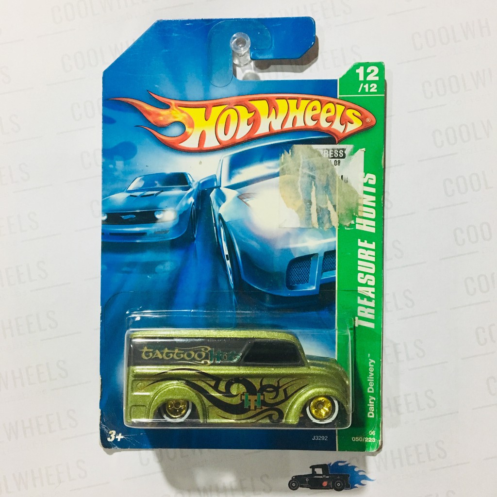 Hot Wheels 2006 Treasure Hunts Dairy Delivery (Card not mint