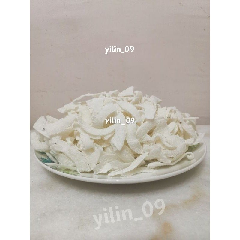 Kelapa Hiris 冰雪椰丝 180g Dried Coconut Snack Asam 甜 Manis Sweet 椰丝片特产