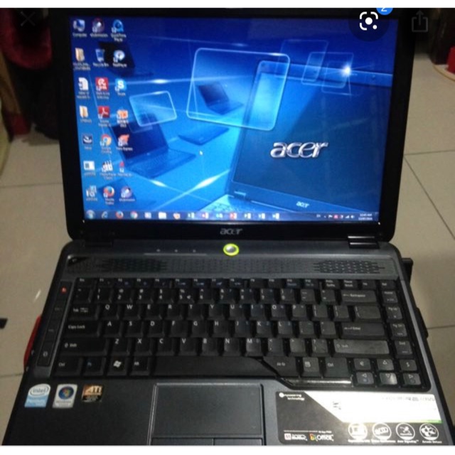 Acer Laptop ready to use with antivirus microsoft office camera Dvd