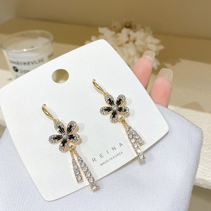 retro flower earrings niche design and highend earrings 2021 new cold