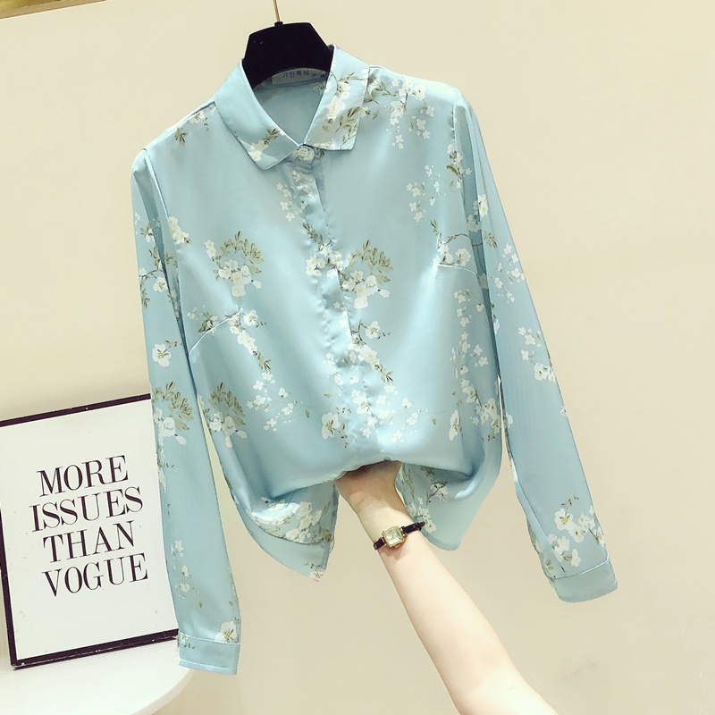 Light Blue Flower Shirt Women Long Sleeve Floral Print Loose Tops and