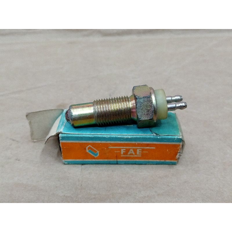 REVERSE LIGHT SWITCH CLASSIC MINI VOLKSWAGEN BEETLE FORD CORTINA FIESTA