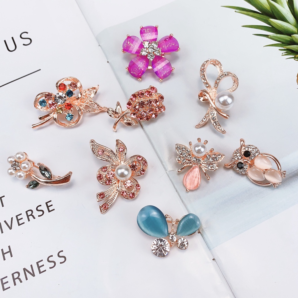 Brooch female alloy rhinestone brooch Korea brooch clothing pin brooch