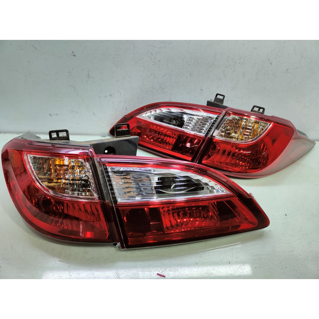 JAPAN ORIGINAL Mazda5 Mazda 5 Premacy 20102017 Rear Tail Lights Lamps Light 1 Set 4 Piece