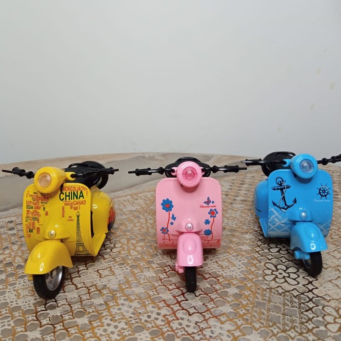 Pespa Diecast Motorcycle Figure Educational Toys Vespa Motorcycle