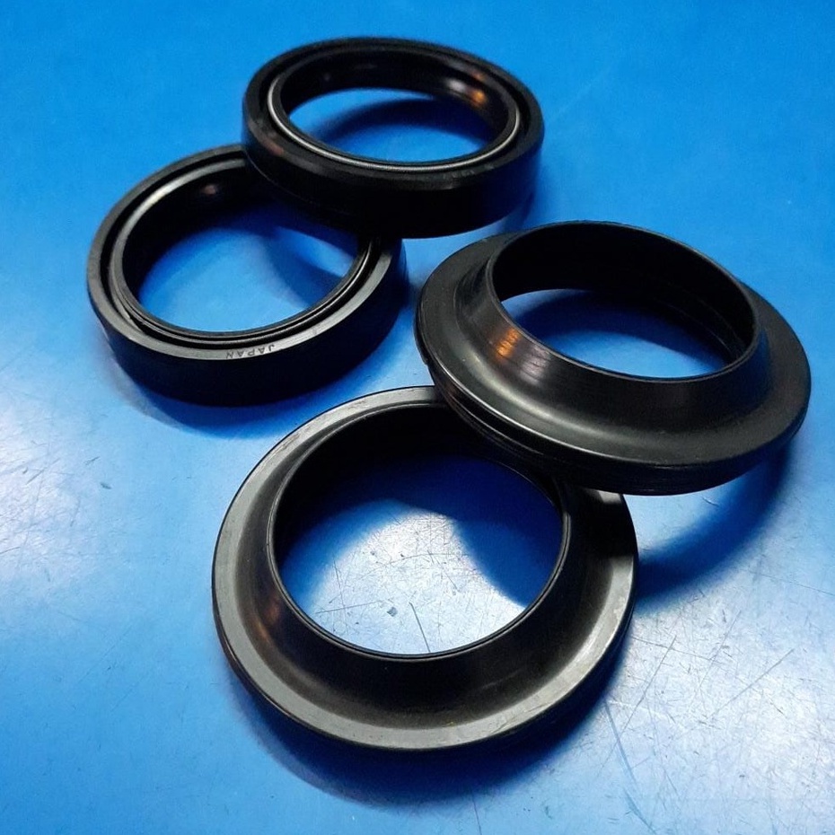 Honda Shadow VT1100 / VT1100 C1 Shadow / VT1100 CS - Fork Oil Seal