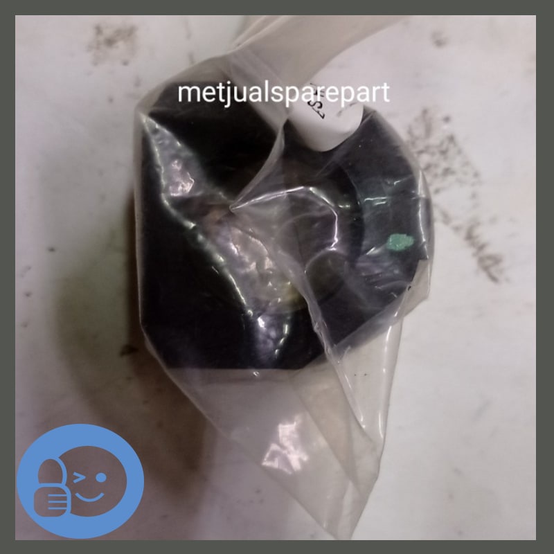 Rubber bushing Stable strut bar Stabilizer Rubber bushing isuzu dmax