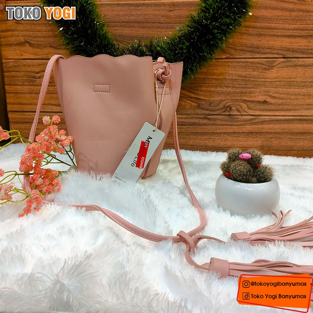 Miniso CROSSBODY BAG WITH TASSEL BUCKET Shopee Malaysia