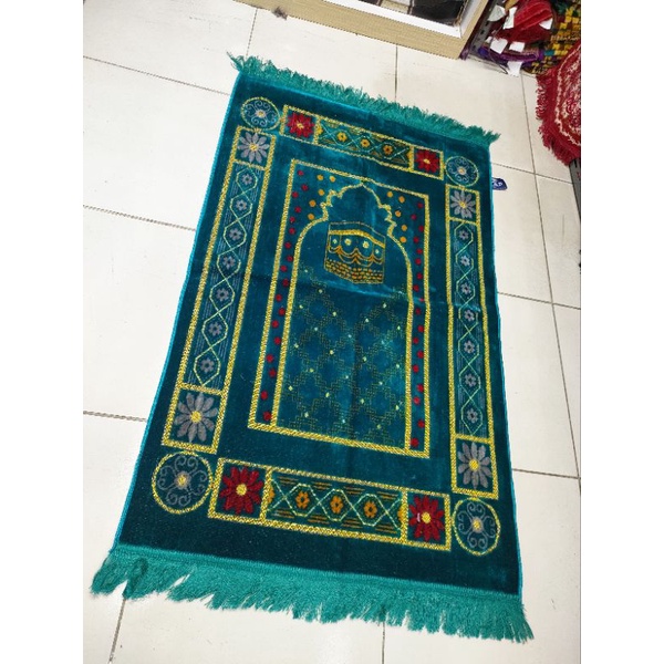 Azad Prayer Rugs Turkey Prayer Rugs viral Velvet Prayer Rugs Shopee Malaysia