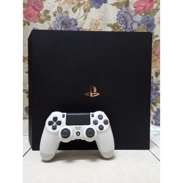 Used PS4 Pro 1tb in good condition Shopee Malaysia