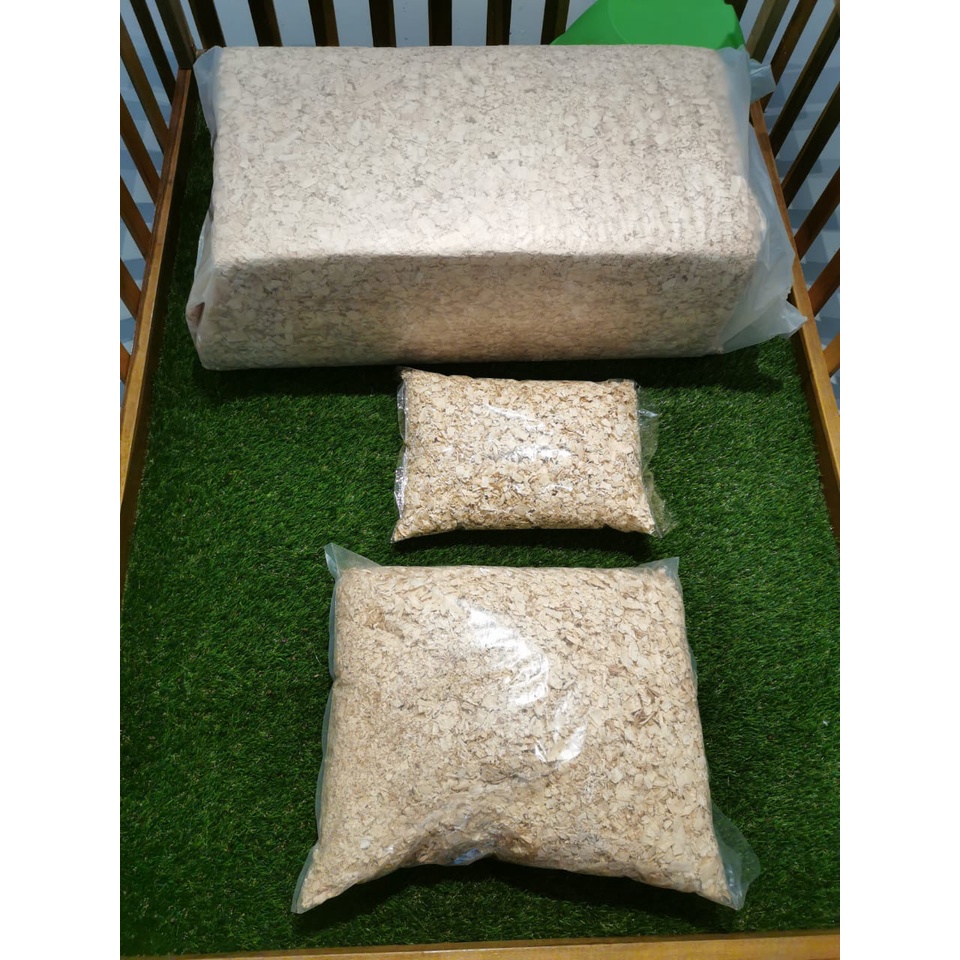 Gecko Natural Pine Wood Shaving 2kg [Big Flakes And Dust Free] (for