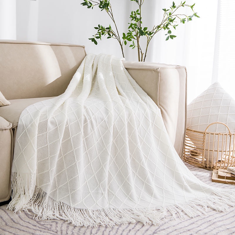 Selimut Knitted Throw Blanket for Couch Sofa, Bed and Living Room Travel TV Nap Blankets