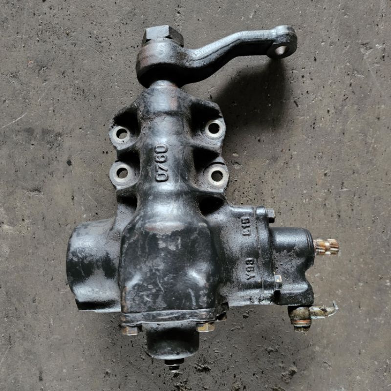 Nissan Terrano power steering box USED Shopee Malaysia