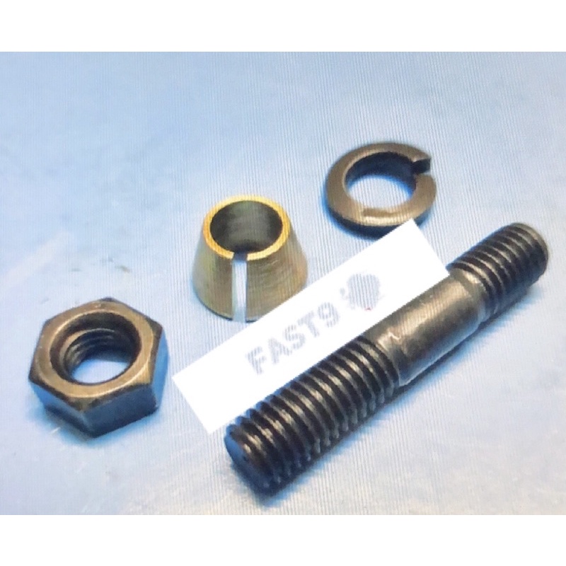 TOYOTA HILUX LN106 LN65 FRONT REAR AXLE STUD WITH SLEEVE / AXLE SEAL