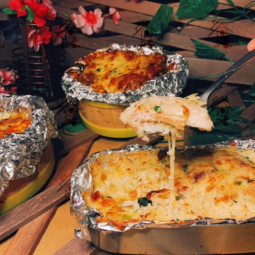 Batu Pahat Juz Waffle Cafe 驰名懒人包简易芝士焗饭 Famous Easy Pack Ready Meal