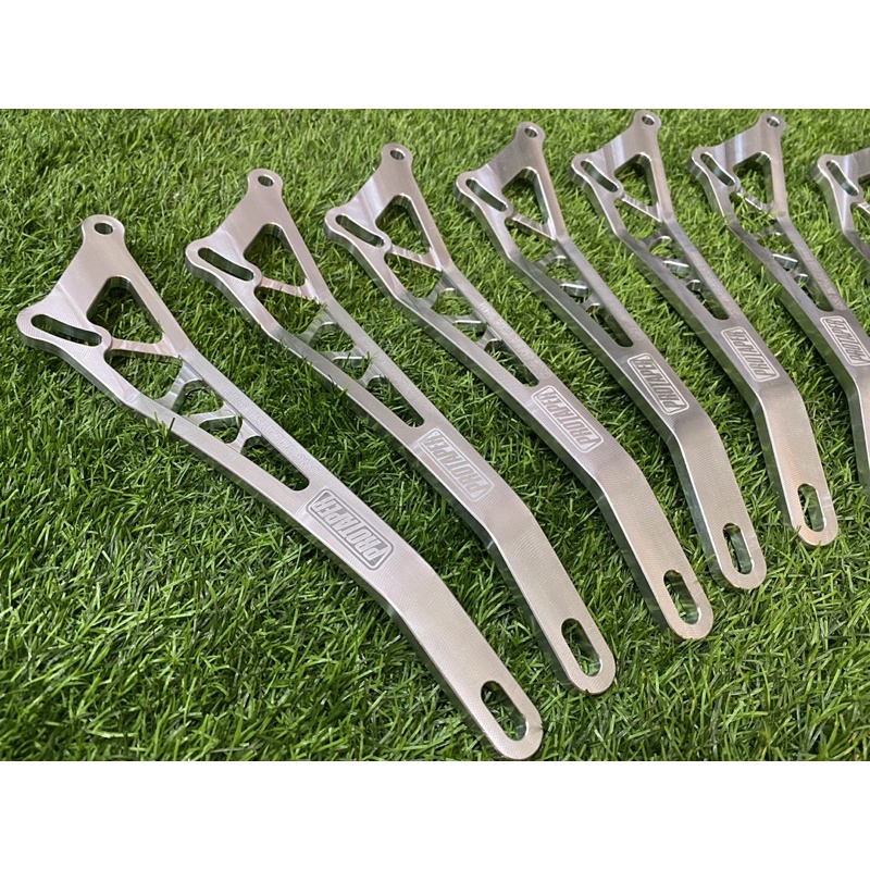 EXHAUST BRACKET CNC SILVER Y16ZR/Y15ZR/Y15ZR V2 LC135 ALLOY EXHAUST