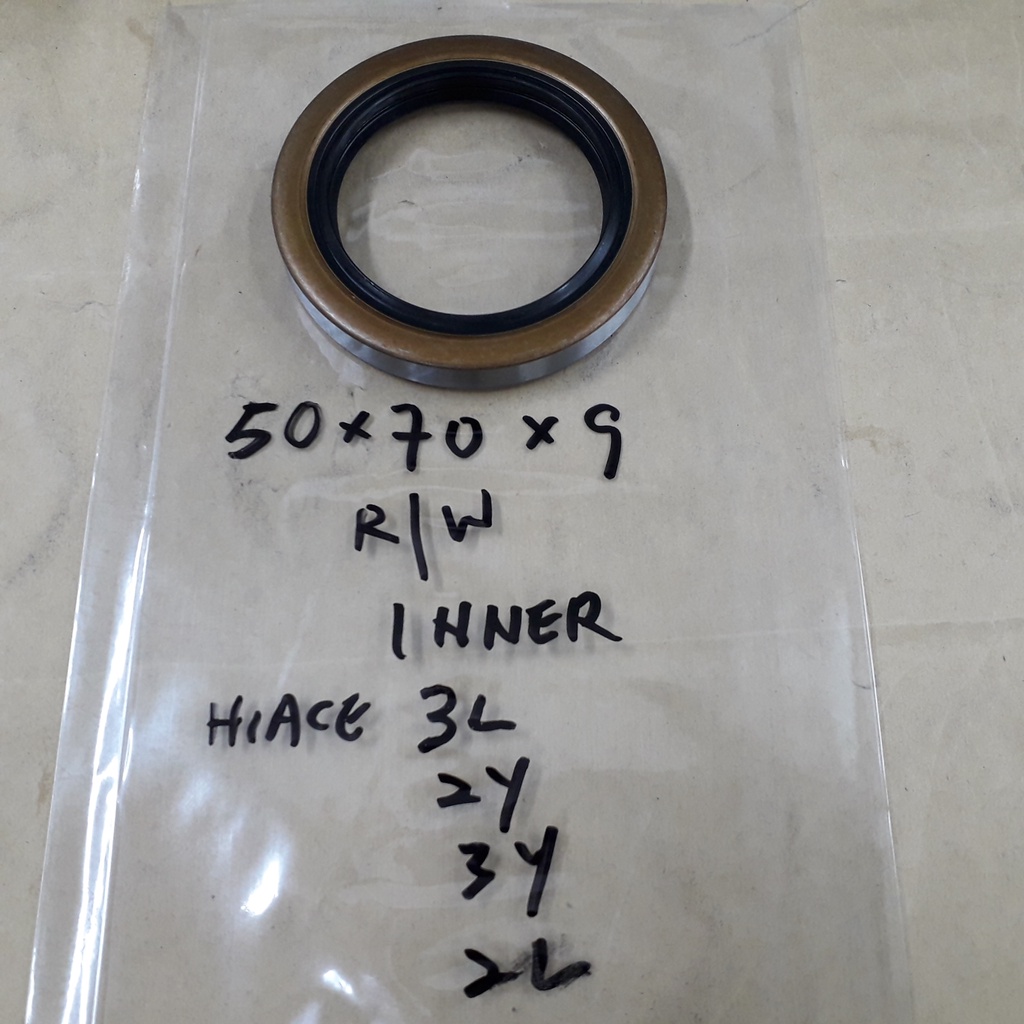 (1PCS RW 50x70x9) (INNER) REAR WHEEL BEARING HUB OIL SEAL FOR TOYOTA