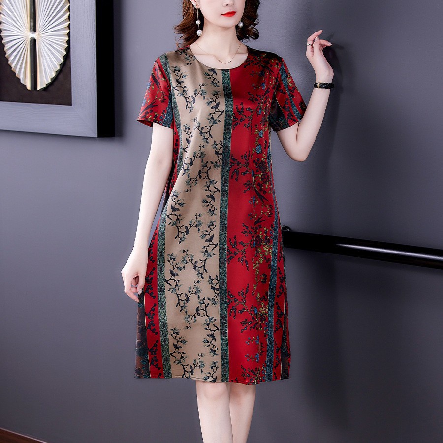 In summer 2022, the new mother's ice silk dress, Xiangyun yarn, western