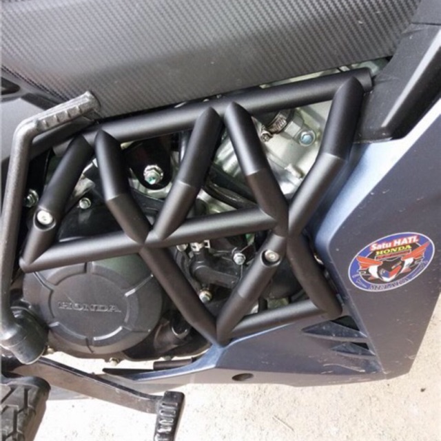 Rs150r ABS CRASH BAR ( rs150 engine guard cover ) / rs150 / rs15 / rs