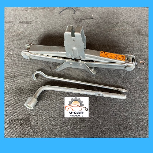 Car Jack Manual Scissor Jack Set(High Profile) With Open Tyre Tools Used Japan Shopee Malaysia