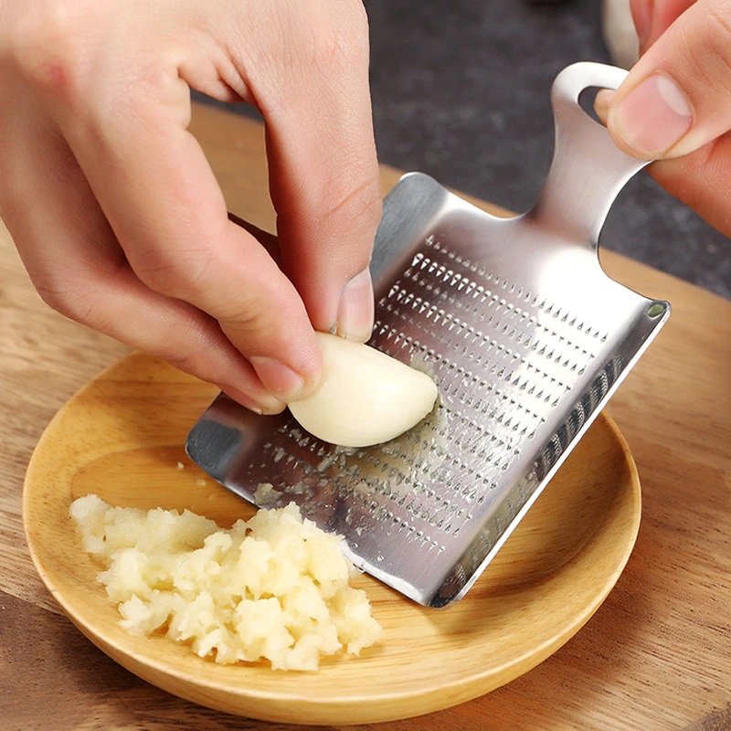 Stainless Steel Shovelshaped Food Grater/Mini Ginger Grater/Wasabi