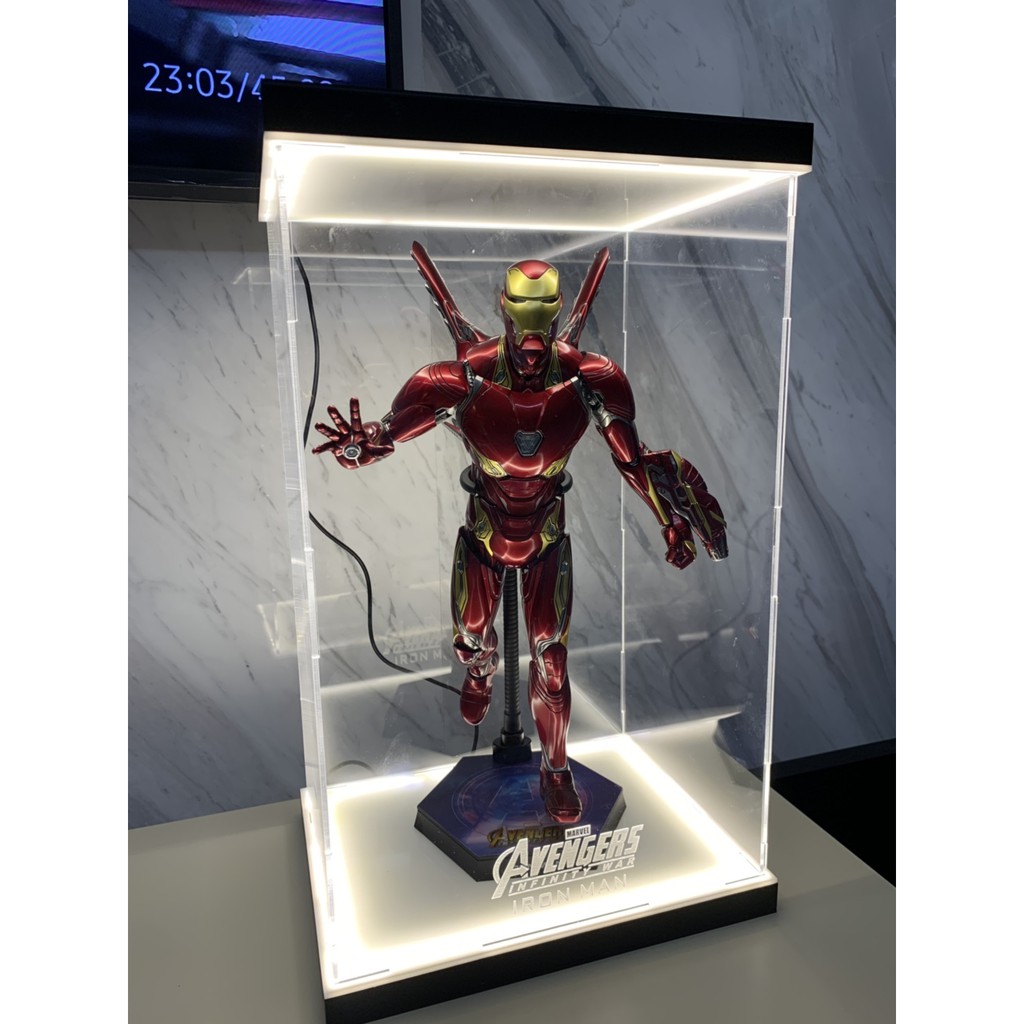 Hot Toys Collectiable Figure Scale Avengers 1/6 Clear Acrylic