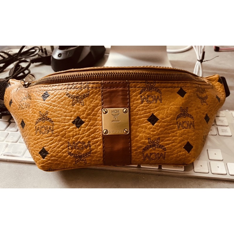 MCM Waist bag vintage Shopee Malaysia