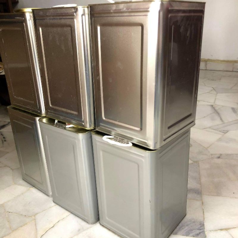 (USED) TIN BISKUT KOSONG Empty biscuit tin (GOOD CONDITION, NO RUST