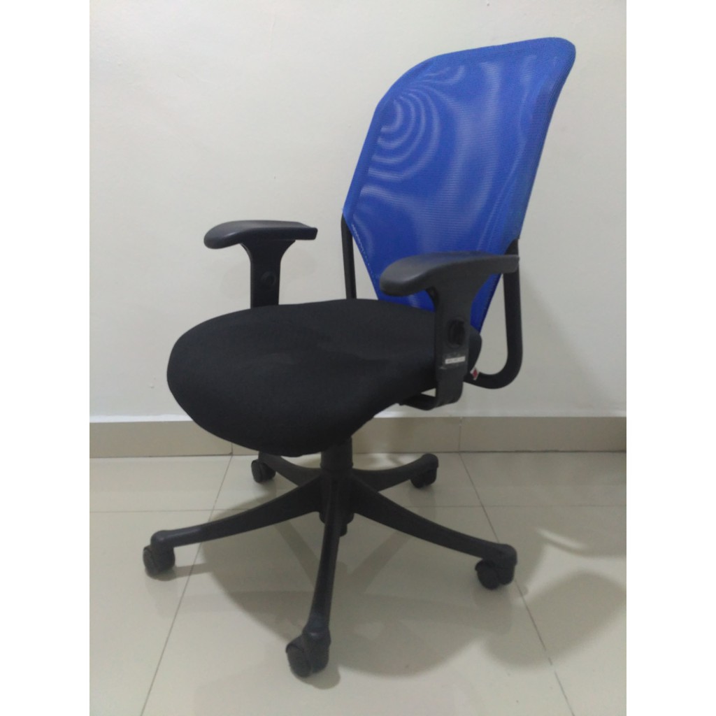 *3 years warranty* second hand office chair good condition look like