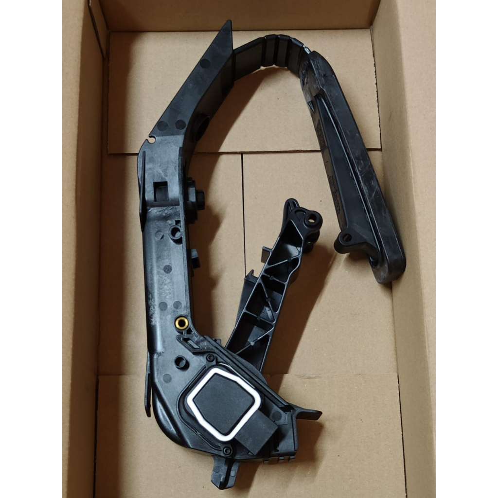 Mercedes Benz OEM CCLASS W203 W209 Fuel Accelerator Pedal Sensor
