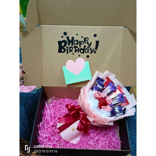 GIFT BOX MINI BOUQUET COKLAT (Lynn's Surprise Delivery Shah Alam