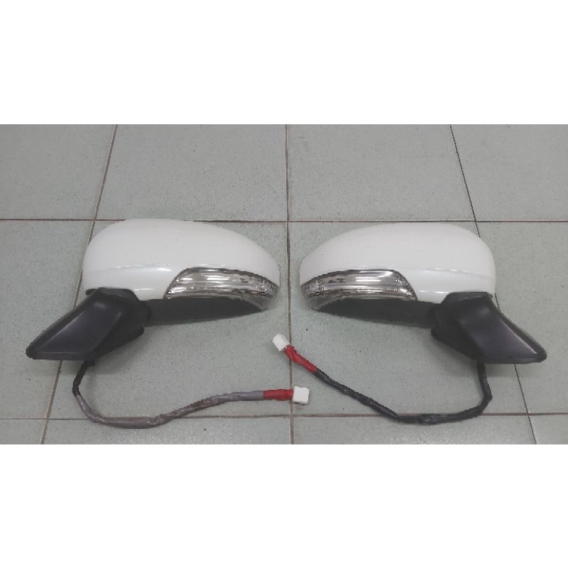 Toyota Prius Side Mirror & Single | Shopee Malaysia