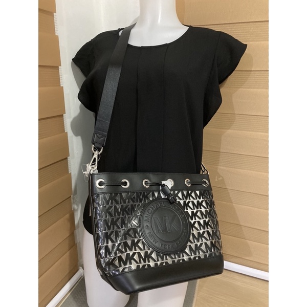 MICHAEL KORS FULTON SPORT SLING BUCKET BAG Shopee Philippines
