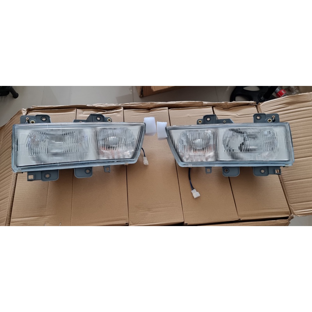 LA COD ISUZU ELF GIGA HEADLIGHT ASSY Shopee Philippines